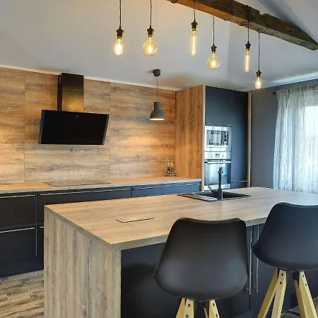 Lovely With Private Pool * Jursici