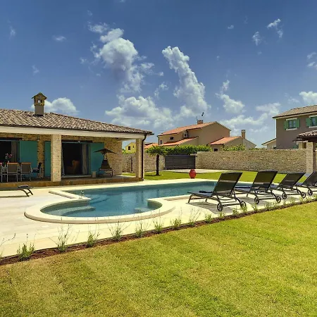 Lovely With Private Pool Villa *